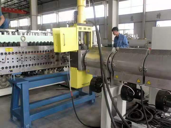 PP hollow sheet production line